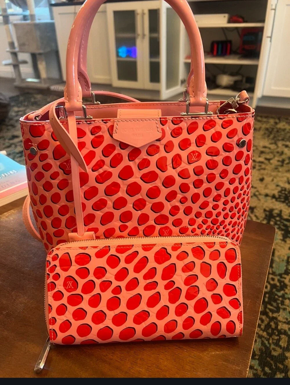For Trade Louis Vuitton Jungle Dot Set